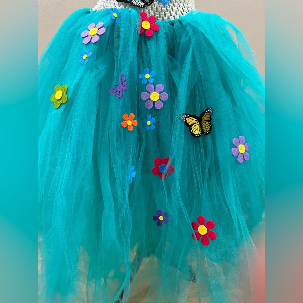 🎃Encanto Mirabel Costume Size 10 - Picture 4 of 7